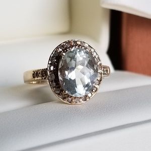 Jewelry - 10k yellow gold aquamarine diamond halo ring 7 Jewelry - 10k yellow gold aquamarine diamond halo ring 7